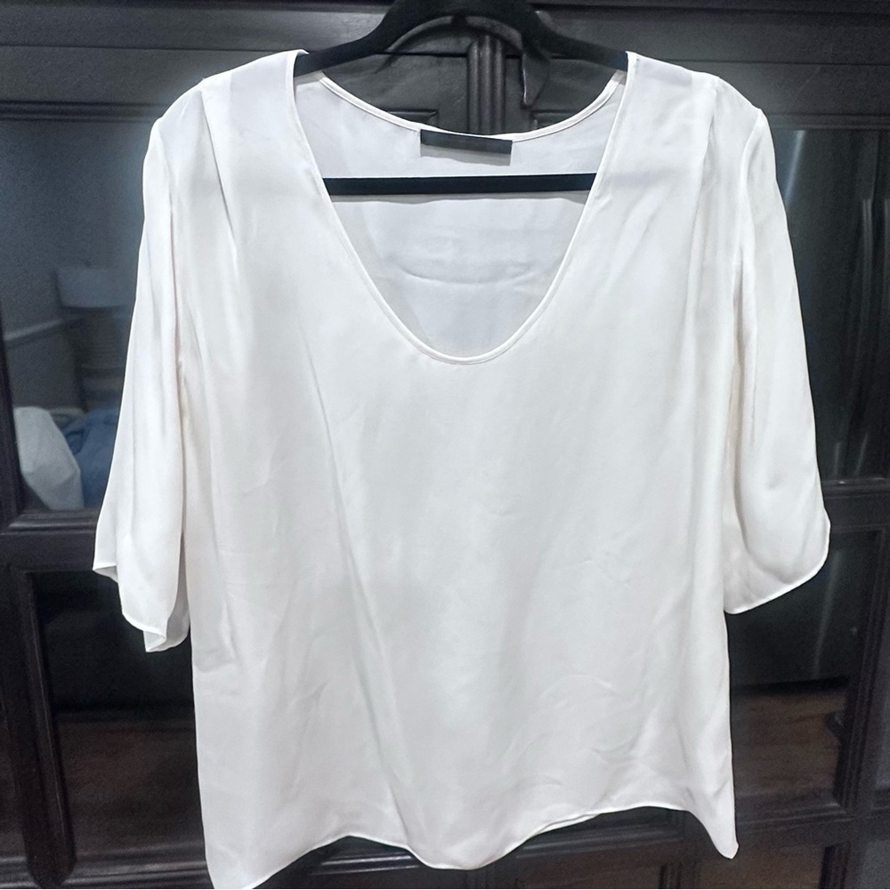 Jenni Kayne Ivory Silk Scoop Neck Blouse Minimalist Short Sleeve Top Size M - Picture 7 of 7